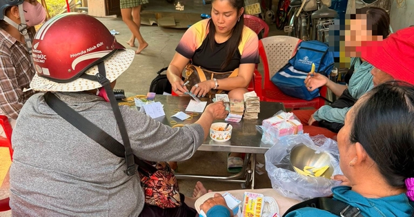 Sáng 24-3, lộ diện thêm nhiều người trong một xóm trúng thưởng xổ số miền Nam