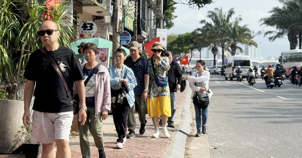 Hình ảnh vỉa hè Đà Nẵng trước giờ G