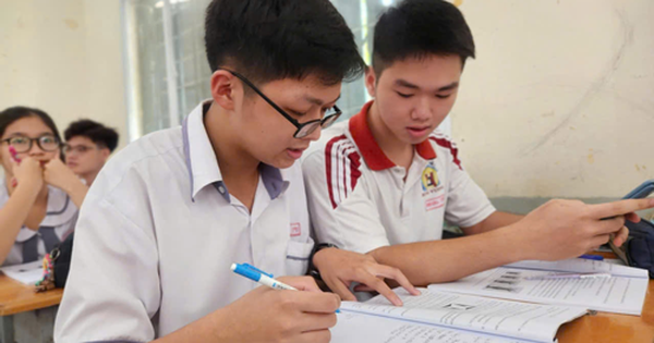 Hạn chế tình trạng học sinh học thêm ngoài trường