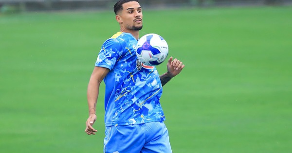 Tuyển Việt Nam - tuyển Bangladesh: Hoàng Hên đá chính, Xuân Son dự bị