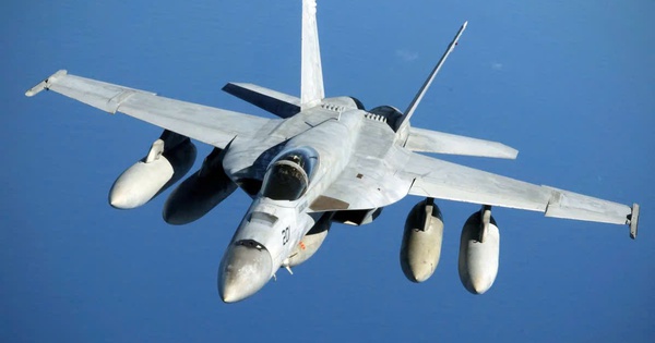 VIDEO: Iran tuyên bố bắn trúng tiêm kích F-18 của Mỹ, CENTCOM bác bỏ