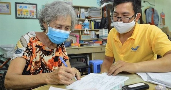 Lương hưu: “phao an sinh” không thể để chòng chành