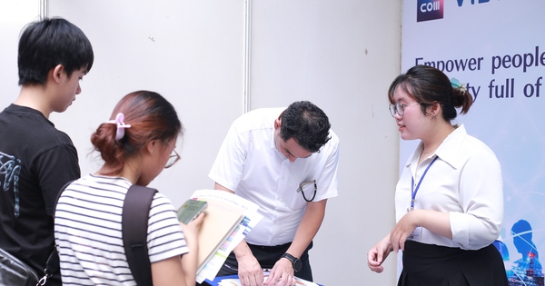 Nhu cầu nhân lực TPHCM quý II-2026 ra sao?