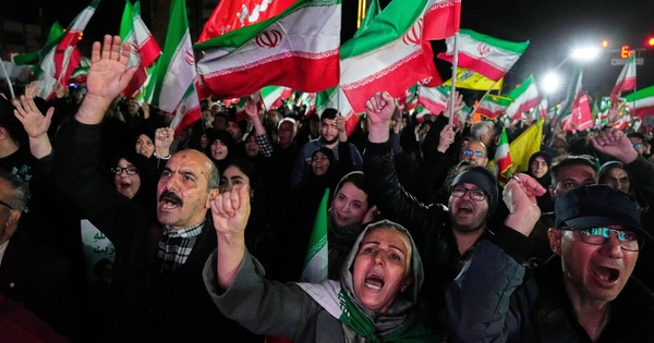 Mỹ, Iran gia tăng lập trường cứng rắn