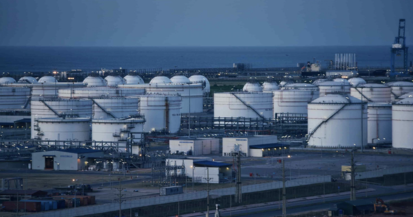 Xây dựng kho dự trữ xăng dầu chiến lược