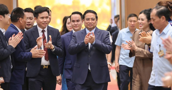 Doanh nghiệp phải tiên phong phát triển