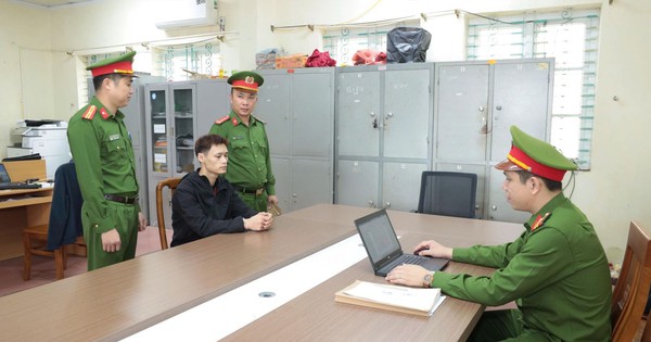 Bắt kẻ trộm cắp tiền, vàng trên xe ô tô