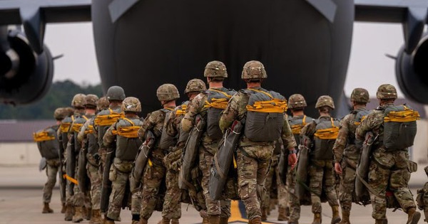 Mỹ cân nhắc điều thêm 10.000 quân đến  Trung Đông