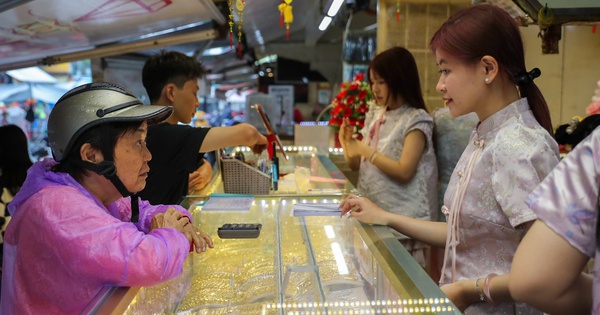 Bảo Tín Minh Châu, SJC, PNJ đồng loạt giảm mạnh giá vàng miếng SJC và vàng nhẫn trơn