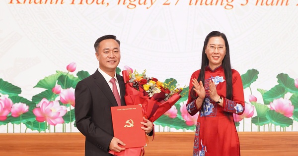 Thứ trưởng Bộ Xây dựng Nguyễn Việt Hùng giữ chức Phó Bí thư Tỉnh ủy Khánh Hòa