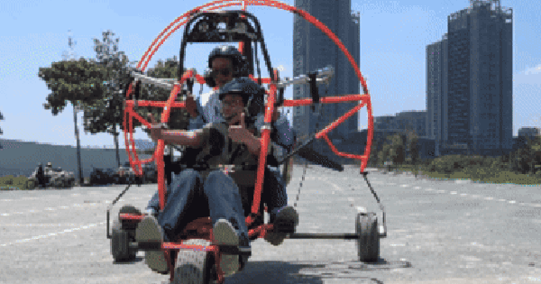 VIDEO: Người dân tại TPHCM sắp được ngắm toàn cảnh thành phố bằng dù lượn