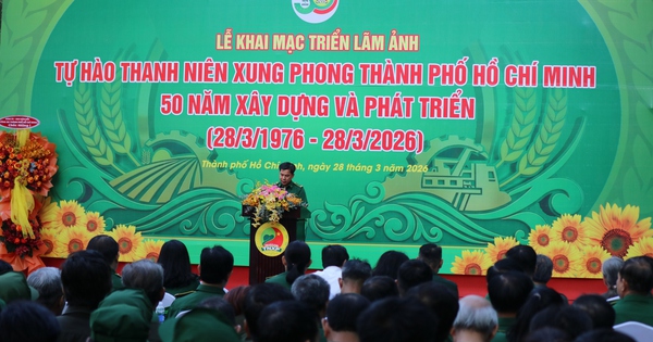 Khai mạc triển lãm ảnh 