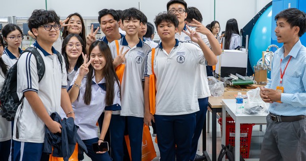 Thêm nhiều trường 