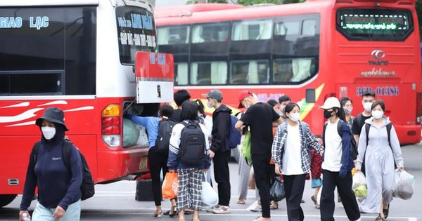 Giá vé xe khách tăng mạnh, Bộ Xây dựng lập đoàn kiểm tra ở nhiều tỉnh, thành