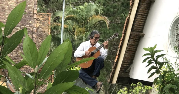 Giọt cà phê và giọt guitar