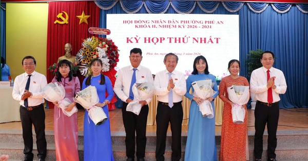 Nguyên Chủ tịch nước Nguyễn Minh Triết dự kỳ họp đầu tiên, khóa II- HĐND phường Phú An