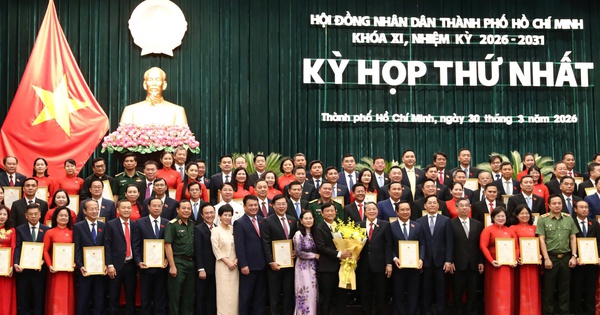 Bộ máy mới, kỳ vọng mới