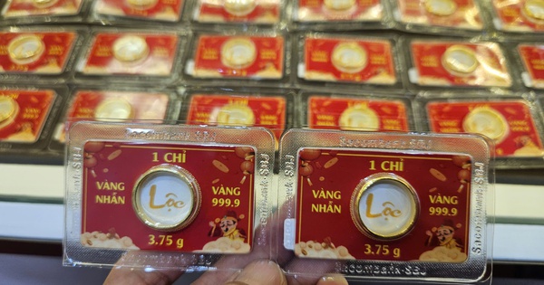 Cuối ngày 31-3, giá vàng nhẫn trơn giảm nhanh