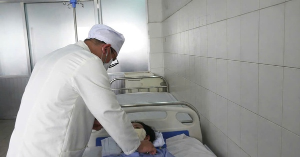 Cứu sống bệnh nhân bị ung thư vòm hầu xuất huyết ồ ạt