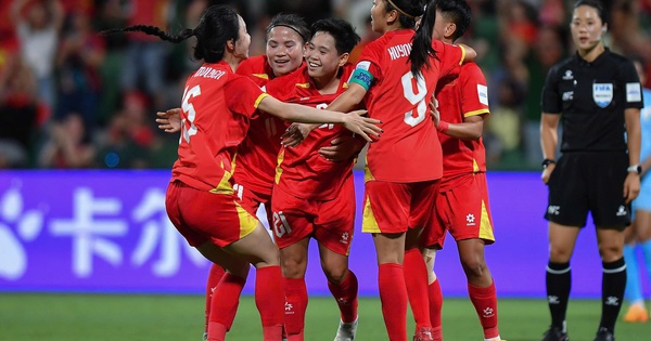 Tuyển nữ Việt Nam rộng cửa vào tứ kết