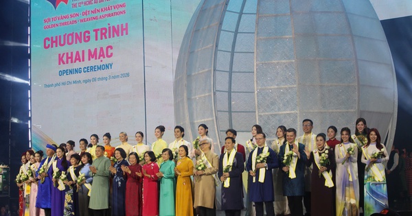 Khai mạc Lễ hội Áo dài TP HCM 2026 với chủ đề “Sợi tơ vàng son – Dệt nên khát vọng”