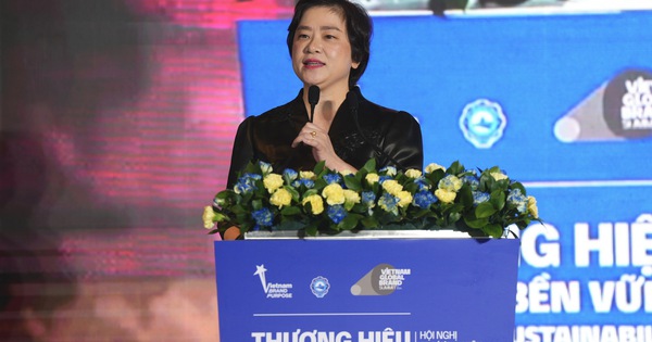 Những bóng hồng kiến tạo tương lai: Người phụ nữ dệt giấc mơ Rồng Xanh