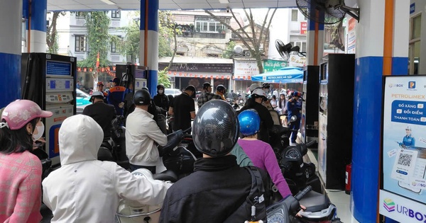 Giá xăng dầu tăng, Công an TPHCM khuyến cáo người dân