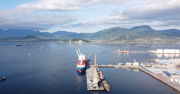 Mở hướng phát triển kinh tế vịnh biển