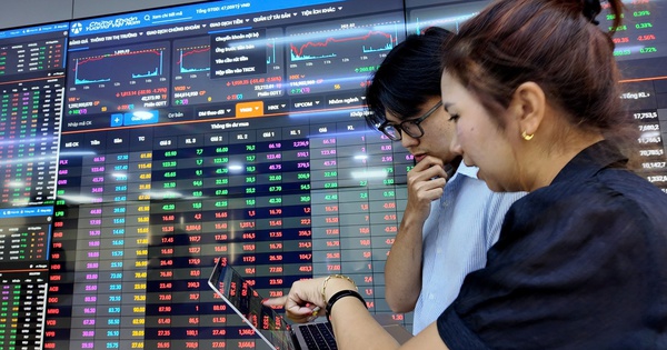 VN-Index mất hơn 113 điểm trong 1 tuần, chuyên gia chỉ tên nhóm cổ phiếu ở "vùng quá bán"