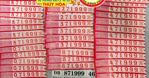 Chiều 7-3, thêm nhiều khách hàng ở TPHCM trúng thưởng xổ số miền Nam