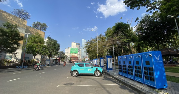 TPHCM hiện có hơn 100 điểm được phép lắp đặt tủ đổi pin xe máy điện