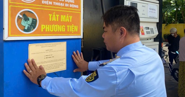 Đà Nẵng: Dán số điện thoại đường dây nóng tại toàn bộ cửa hàng xăng dầu