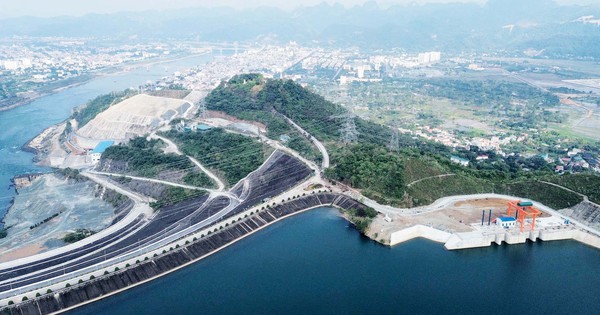 Bảo đảm cung ứng điện tăng trưởng hai con số