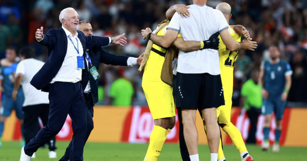 Iraq bùng nổ trận play-off, giành vé World Cup sau 40 năm