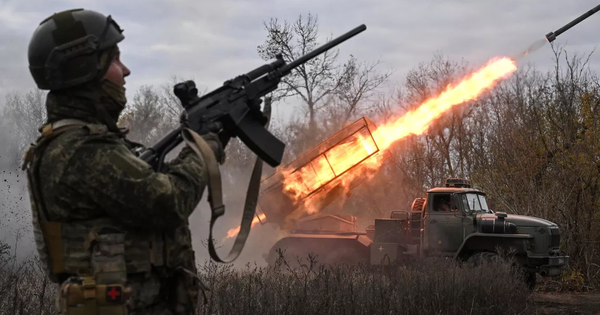 Nga nói kiểm soát hoàn toàn Lugansk, ra "tối hậu thư" cho Ukraine