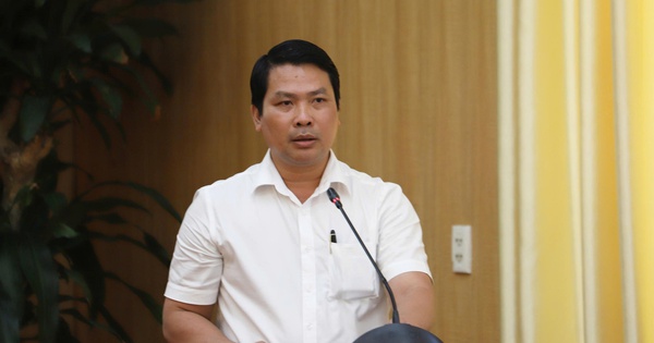 Cần Thơ khuyến khích cán bộ đi công tác bằng xe điện