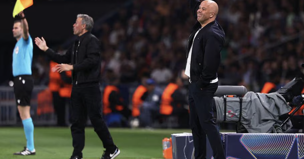 Liverpool chưa xác định thời điểm sa thải 