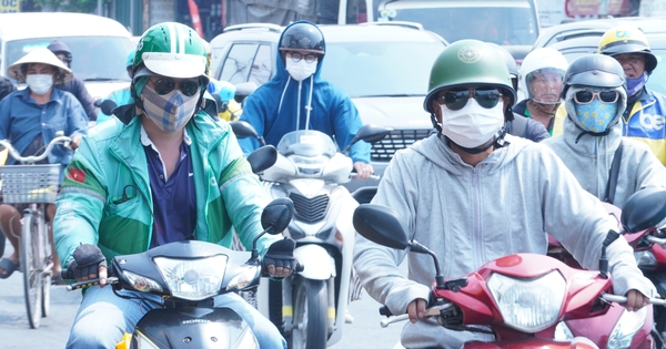 Nắng nóng cực đoan, bác sĩ cảnh báo rủi ro về sức khỏe