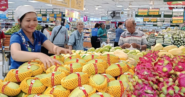 Hưởng ứng Ngày Hợp tác xã Việt Nam, Saigon Co.op đẩy mạnh tiêu thụ hàng OCOP