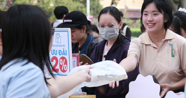 Khơi nguồn văn hóa đọc (*): Mục tiêu lớn, đòi hỏi cách làm lớn