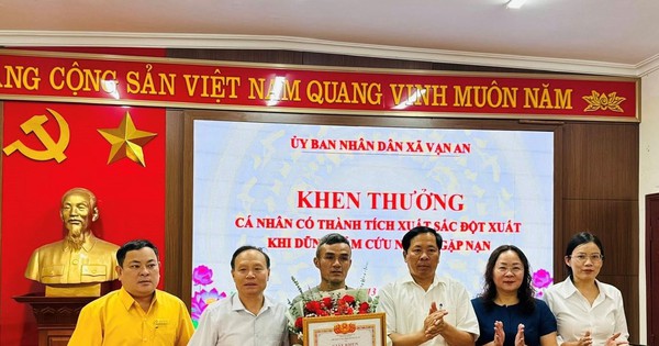 Người đàn ông cứu sống người mẹ ôm con nhảy cầu tự tử: Bị thương vẫn cố gắng cứu người