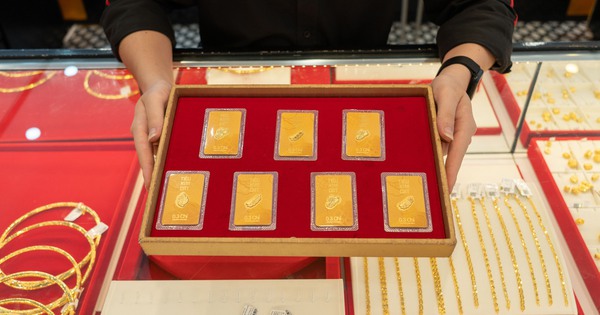 Sáng 13-4, giá vàng miếng SJC, vàng nhẫn tiếp tục giảm