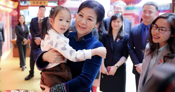 Phu nhân Ngô Phương Ly thăm Trung tâm Tống Khánh Linh tại Bắc Kinh