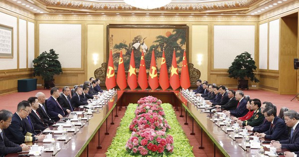 QUAN HỆ VIỆT NAM - TRUNG QUỐC: Phối hợp chiến lược ở tầm cao mới