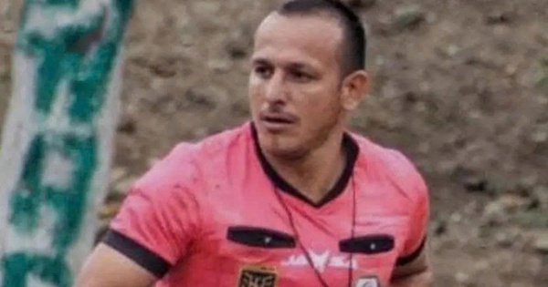 Vụ sát hại trọng tài gây rúng động bóng đá Ecuador