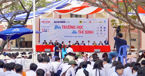 Sáng 18-4, Chương trình "Đưa trường học đến thí sinh" tại TP Đà Nẵng