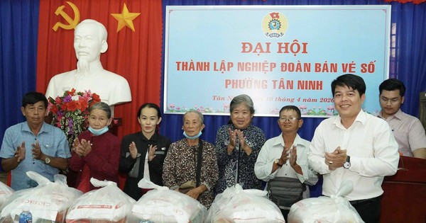 Lá chắn bảo vệ lao động yếu thế