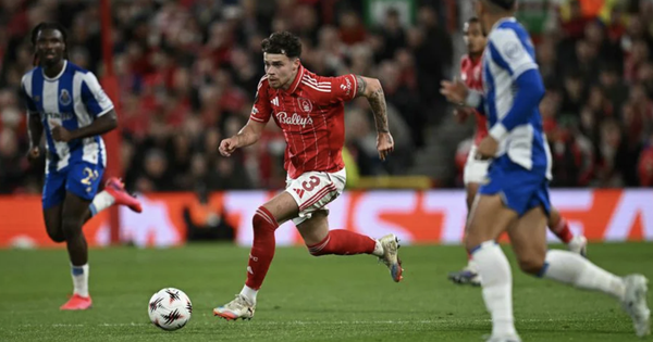 Đánh bại cựu vô địch châu Âu, Nottingham Forest vào bán kết Europa League