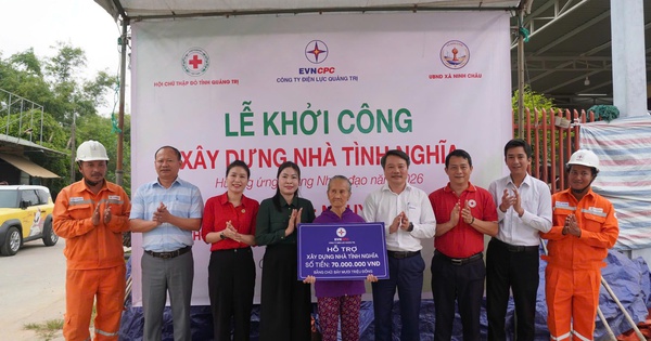 Điện lực Quảng Trị hỗ trợ 70 triệu đồng xây nhà tình nghĩa cho hộ khó khăn