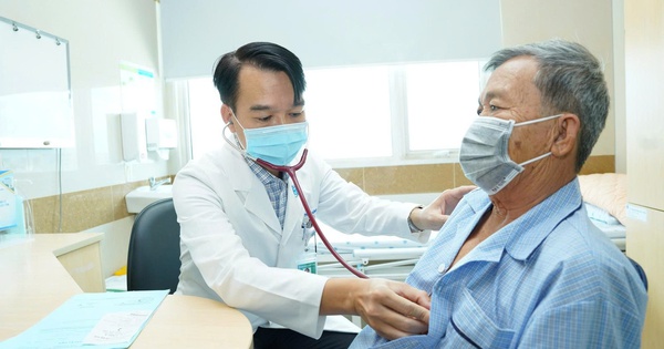 Đưa dịch vụ y tế đến gần dân